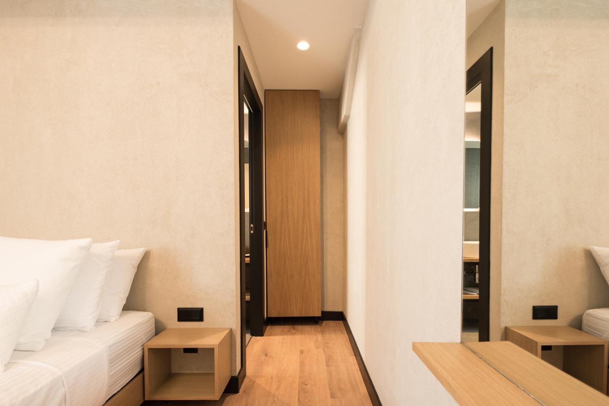 Athensowl Aparthotel Exterior photo